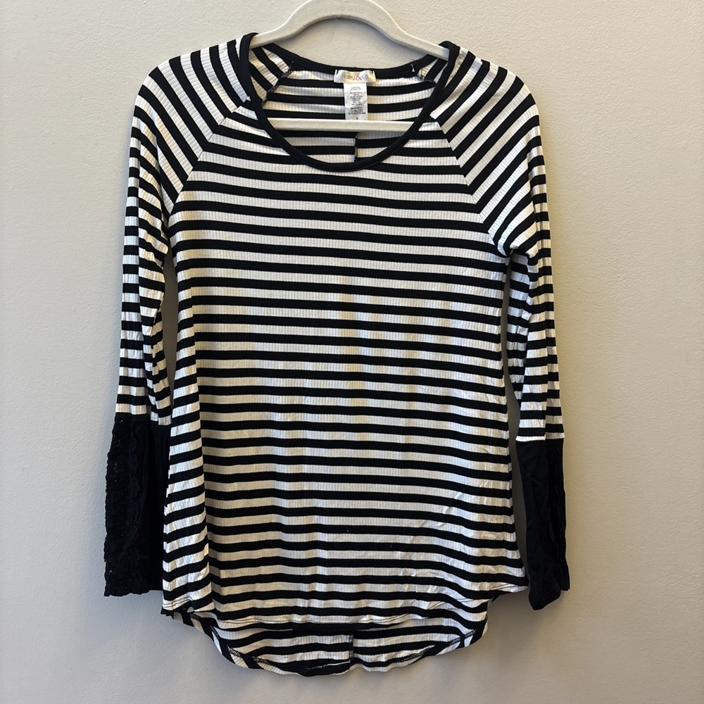 Hailey & Co  Striped Top Shirt Blouse Boutique Size M Made In The‎ USA